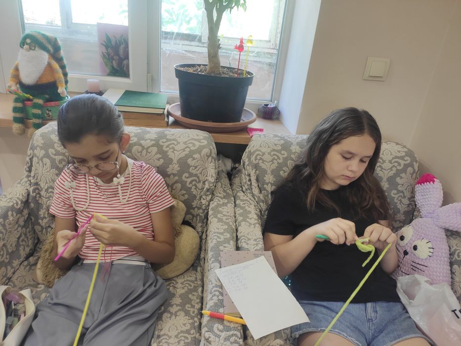 Курсы вязания крючком для детей с 10 лет.