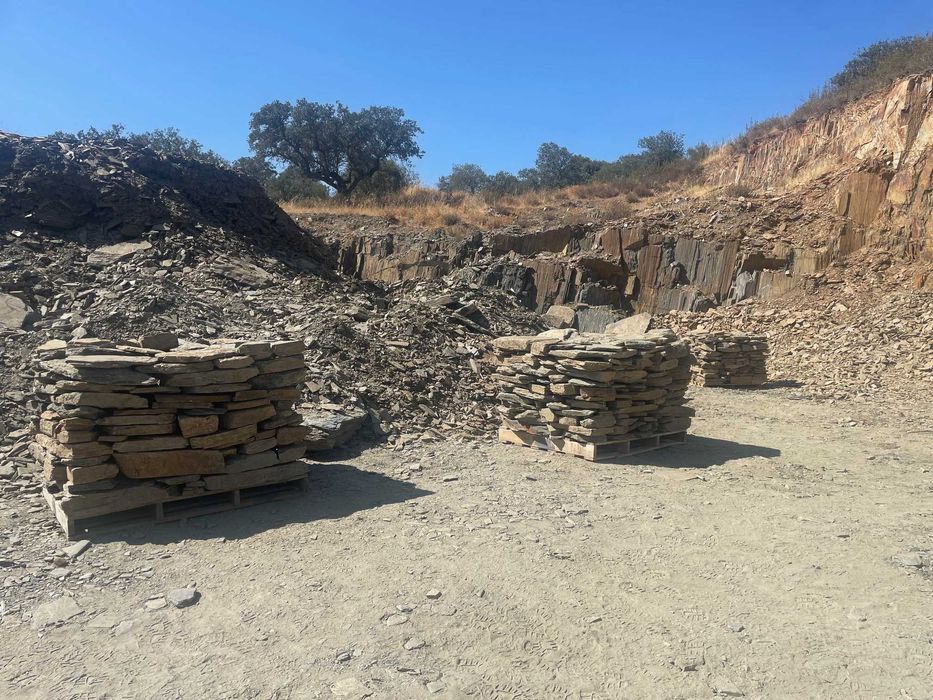 Xisto para Calçada e Muros