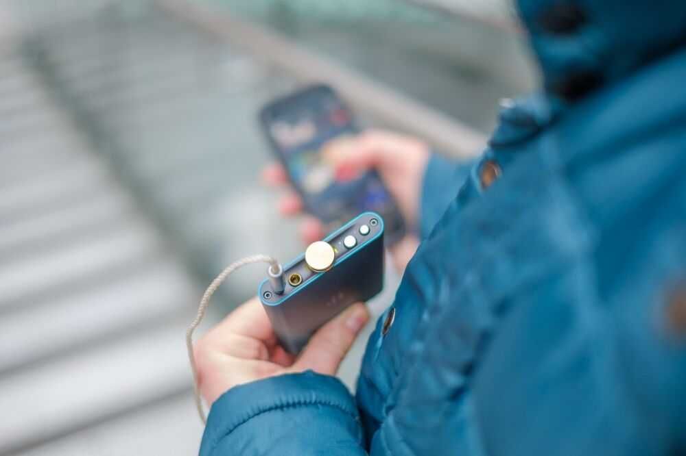 iFi Audio Hip-Dac - Przenośny wzmacniacz słuchawkowy z DAC