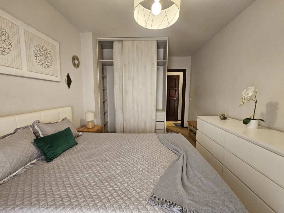 Apartamento T1 para Arrendamento, Rua Faria Guimaraes