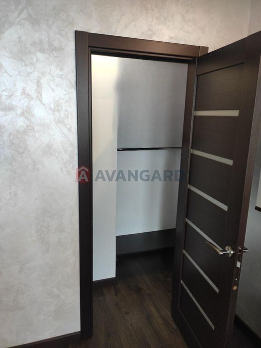 Продаж 2к квартира з дизайнерським ремонтом, пров Коломийський 17/31А