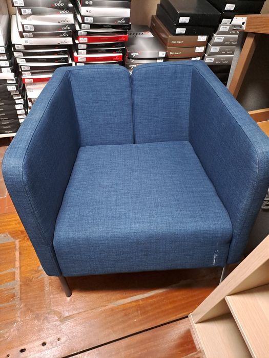 Poltrona Ekedalen Ikea  como nova