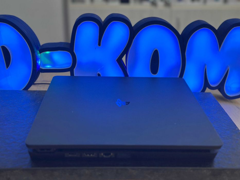 Konsola Sony PlayStation 4 PS4 slim 1 TB 2xPad / RATY