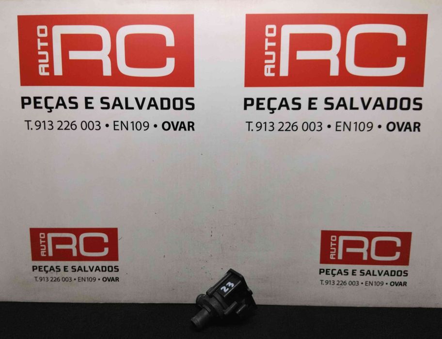 Bomba Água Adicional 8K0819147A - AUDI A5 Sportback