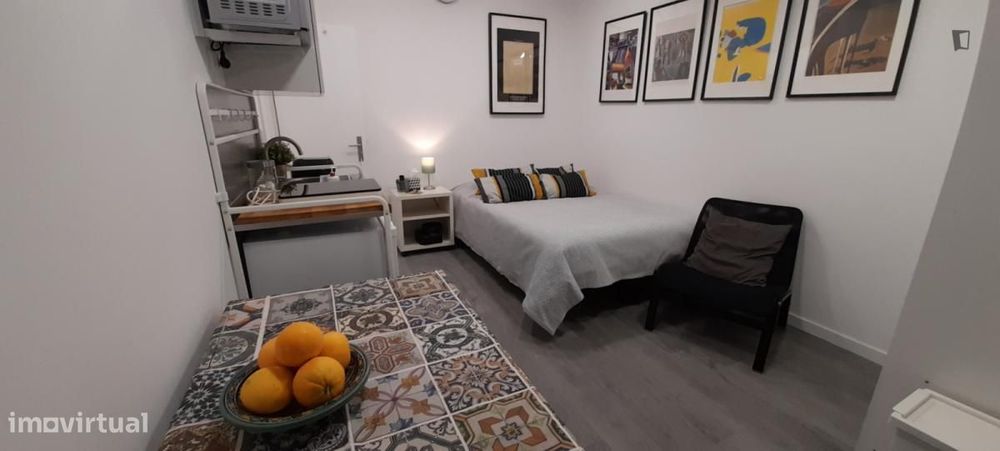 Estúdio - localizado em Arroios Lisbon