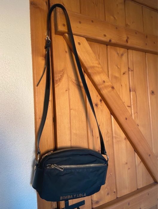 Mala tiracolo preta Bimba y Lola