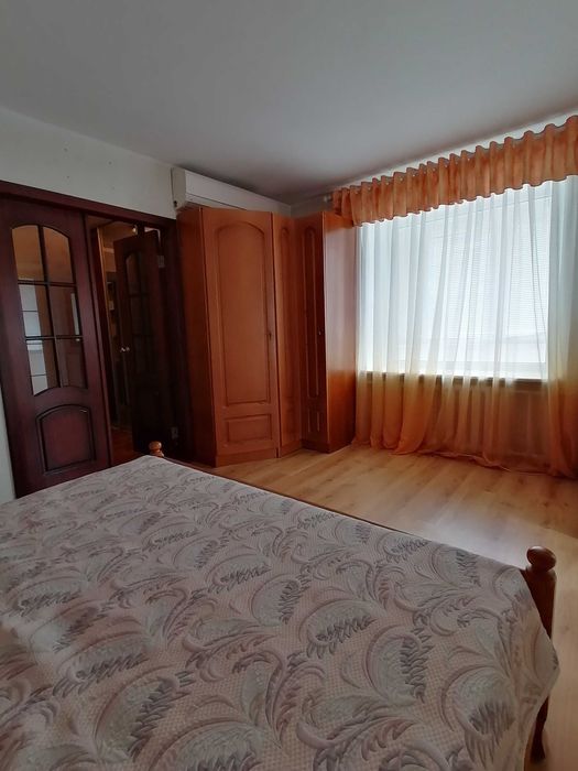Продам квартиру 106 кв.м. низ пр. Поля/Антоновича/парк Глобы/школа Планета счастья