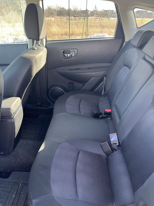 NISSAN Qashqai 2012