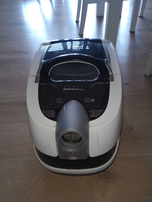 Odkurzacz piorący Bosch do odkurzania na sucho i mokro