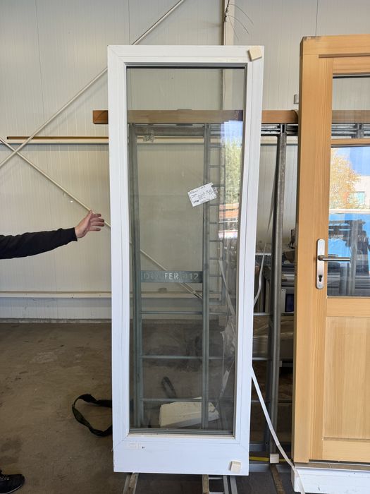 Okno drewnaine nowe 60x191