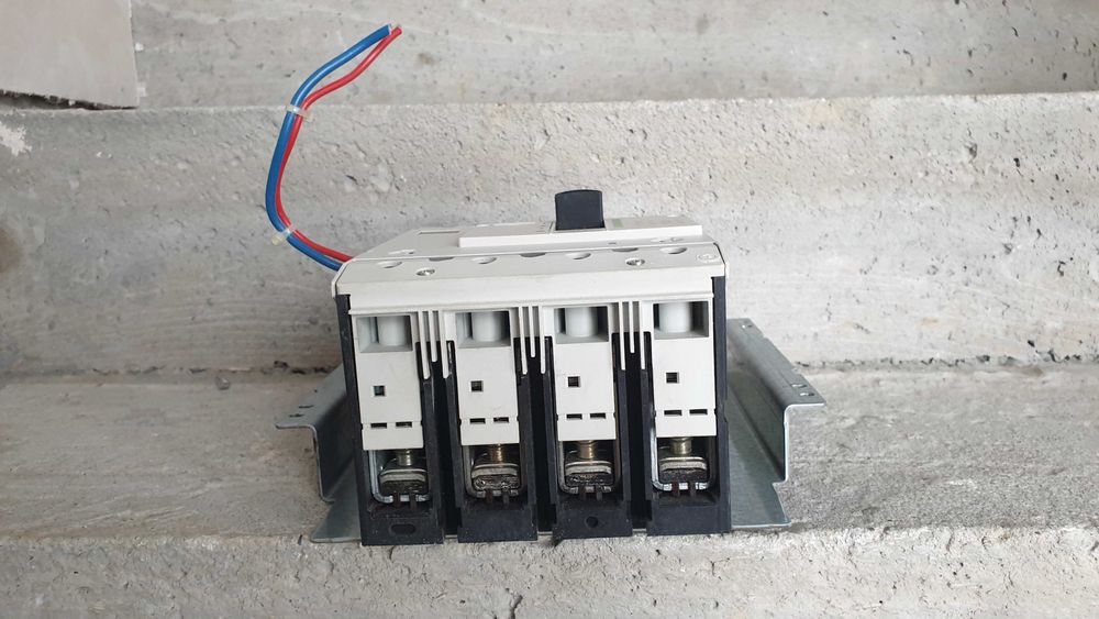 Wyłącznik główny  Moeller NZM74-250N