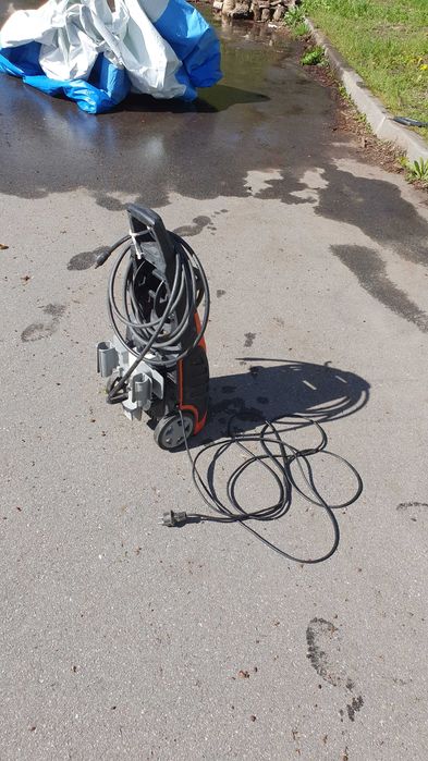 мойка высокого давления  Black&Decker PW 1700 Supreme