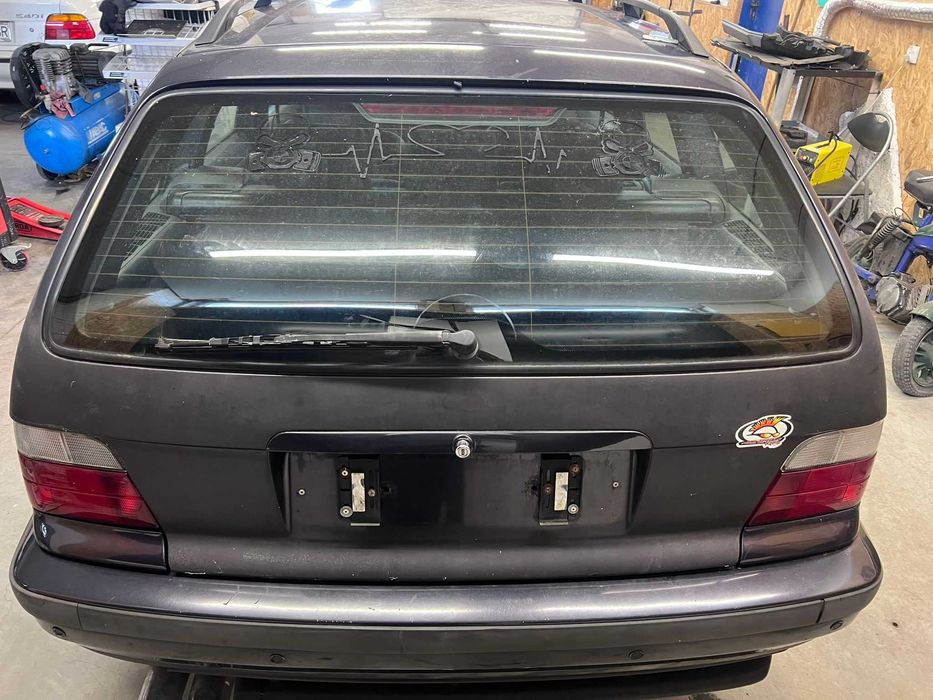 BMW E36 325i na sprzedaz w całości lub części