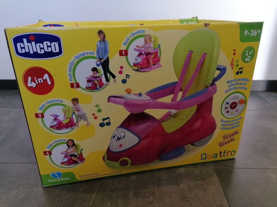 Carrinho andador chicco quatro