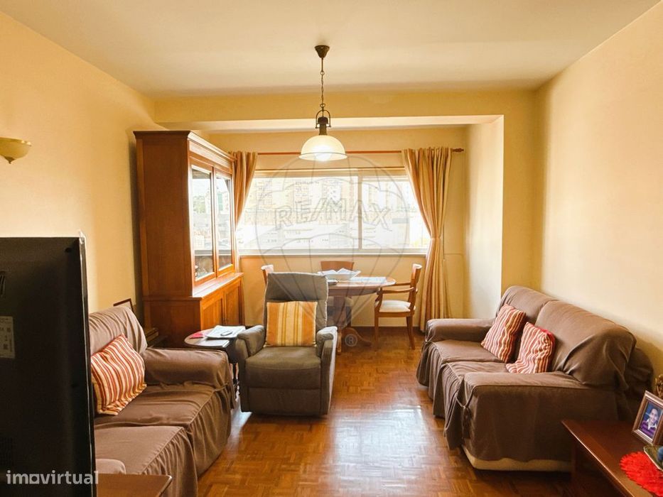 Apartamento T5 para venda