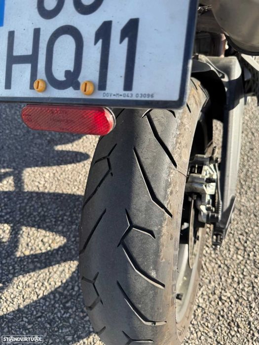 Ducati Monster 696 S