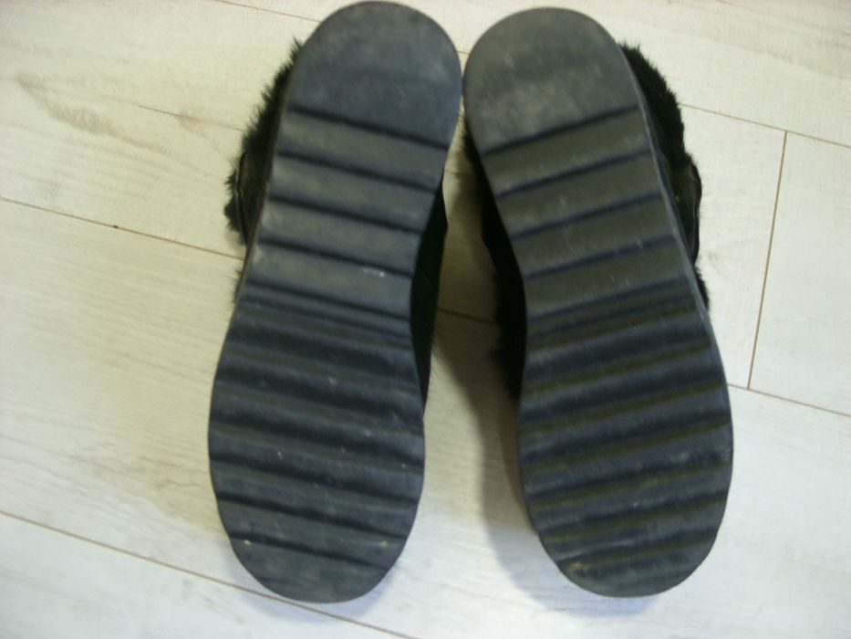 Ботинки из замши, утепленные мехом. Размер 36