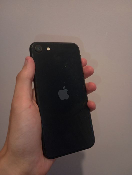 iPhone SE 2022/128 гб