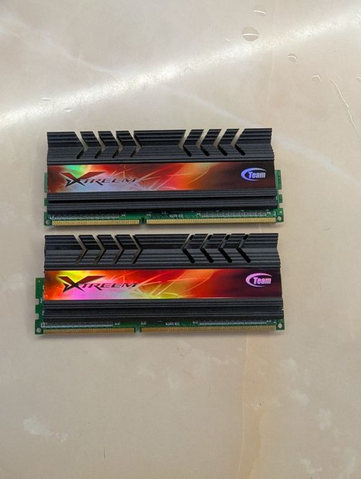 Продам оперативную память 2GB DDR3
