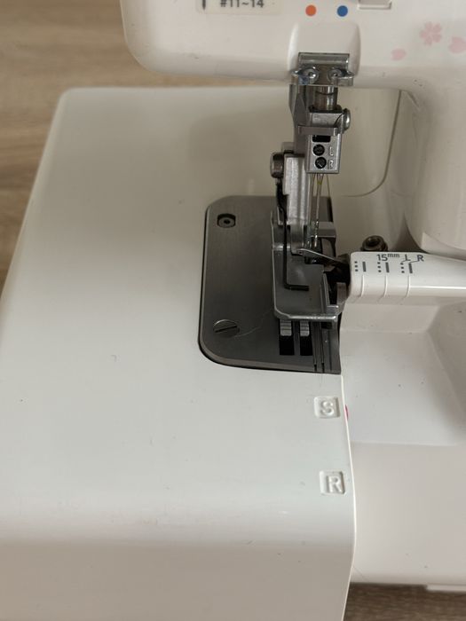 Оверлок Janome 204D