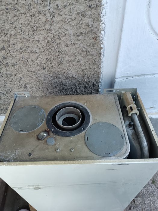 Продам газовий двухконтурний котел