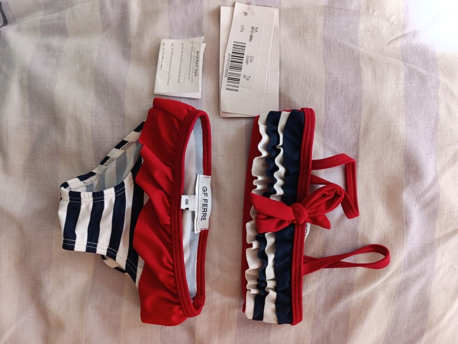 Купальник для маленької дівчинки