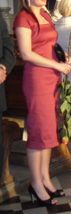 Bialcon malinowa sukienka połysk wesele r.38 plus bolerko