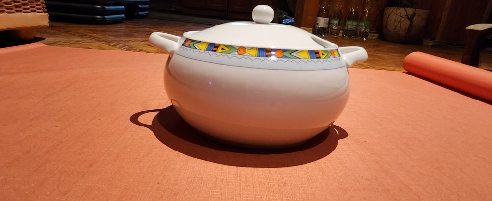 Piękna waza na zupę Wawel