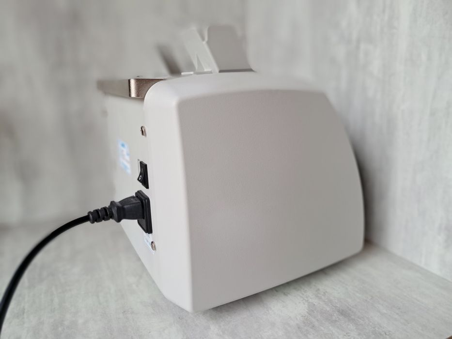 Laurel J-700 Лічильник банкнот. Машинка для счёта денег. Счётчик денег