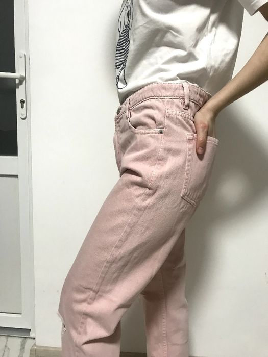 Джинсы для девушки