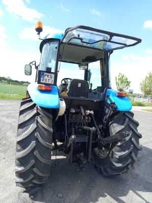Ciągnik TD80D New Holland