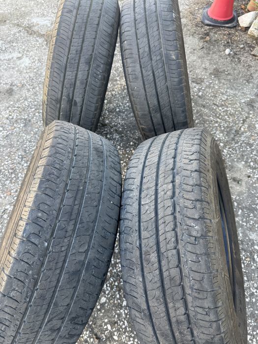 Pneus Goodyear * 215 70 r15 * Autocaravana