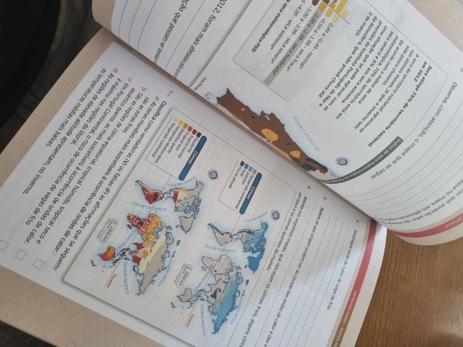 Livro de geografia 9°