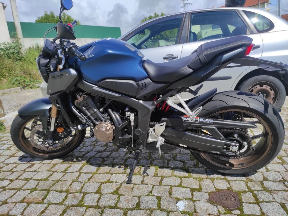Honda CB650R 2023