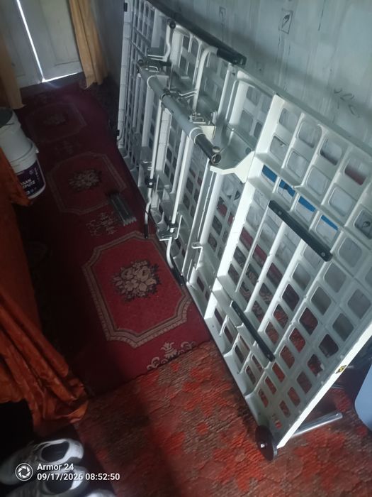 Ліжко функціональне