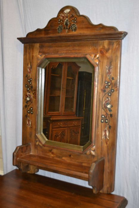 szafka z lustrem . ręcznie malowana