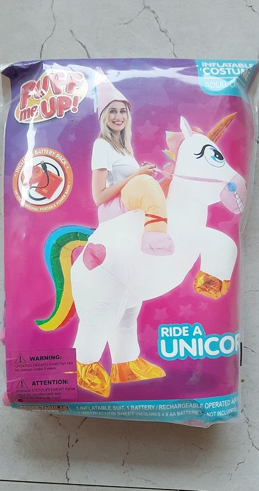 Nowy strój, przebranie jednorożca