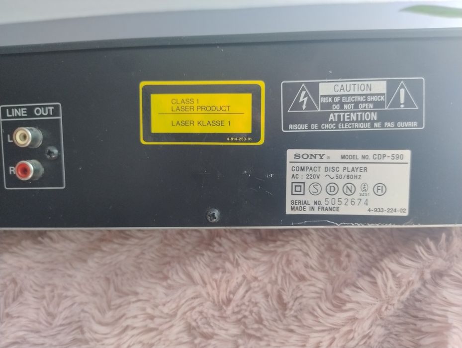 Odtwarzacz CD Sony cdp 590 z pilotem
