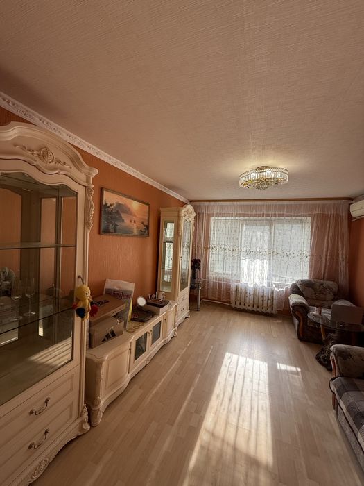 Продается 3 комнатная квартира.Хорошее состояние.Славянск.Можно сертиф