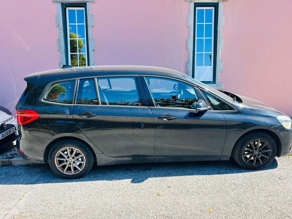 BMW 216d 7 lugares para venda