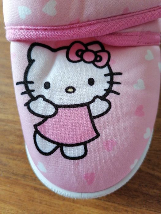 Kapcie dla dziewczynki Hello Kitty