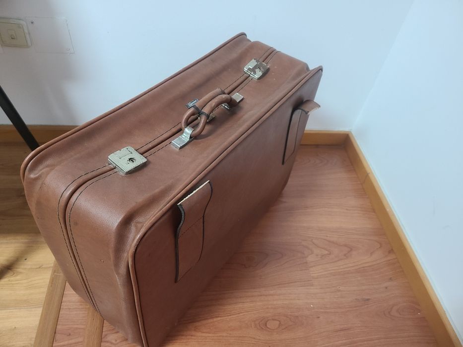 Mala de viagem antiga decorativa