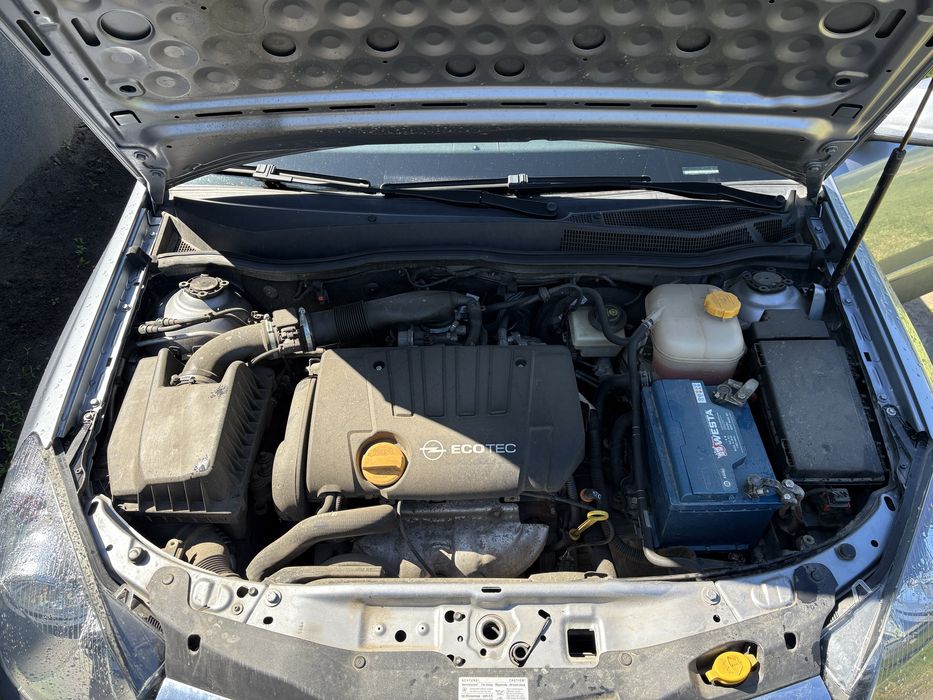 Astra 1.8 АВТОМАТ,не робот!Рідна фарба.