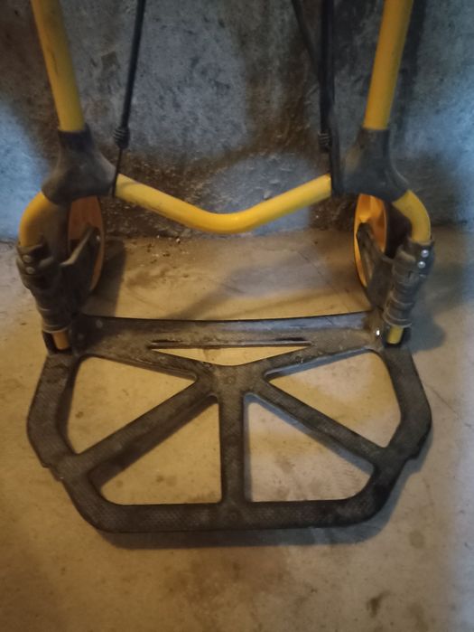 Wózek transportowy Stanley