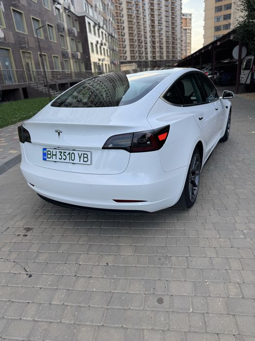 Tesla model 3 2019