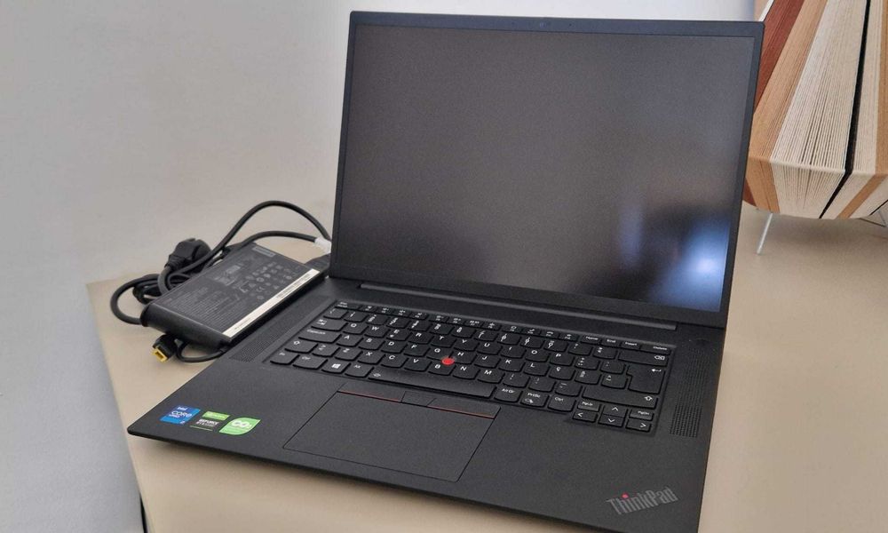 Lenovo ThinkPad X1 Extreme Gen 4 | i7-11850H | 64GB RAM | RTX 3050 Ti