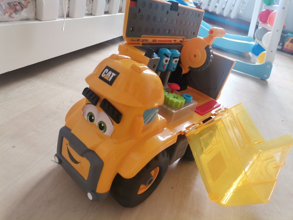 Машина ремонтная Cat