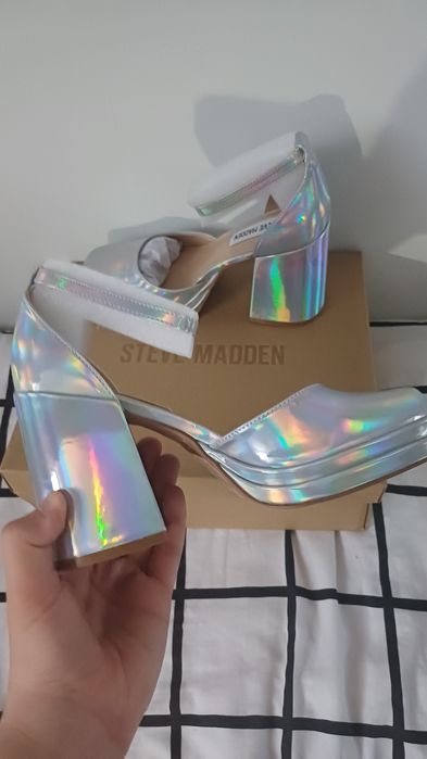 Holograficzne platformy Steve Madden Courtesy – Srebrne, Efekt Tęczy
