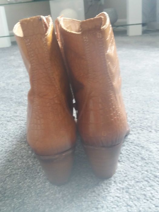 Botki  skórzane Felmini Falling in Love Hiszpania 39/40