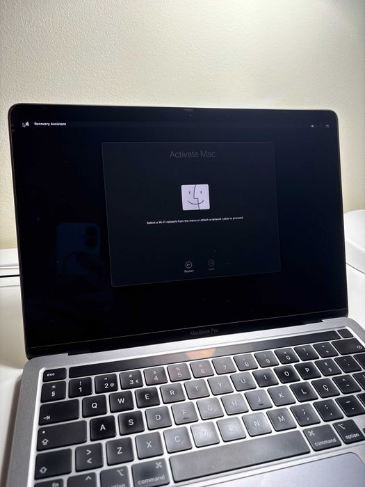 Macbook Pro 13'' M1 2020 - 16gb RAM, 256gb SSD